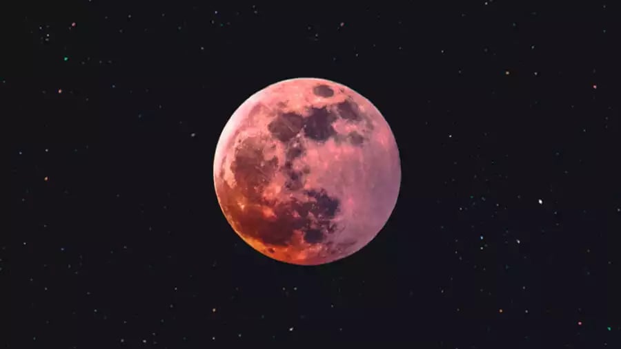 Look To The Skies For April’s Pink Super Moon Look To The Skies For April’s Pink Super Moon